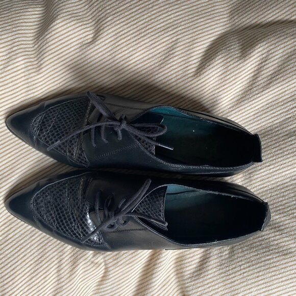 Beautiful Pointy Toe Real Leather Loafers - Picture 9 of 11